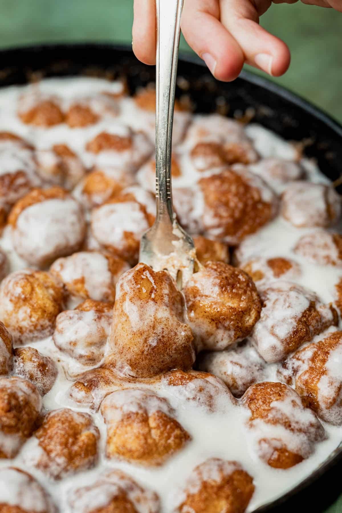 Cinnamon Roll Bites