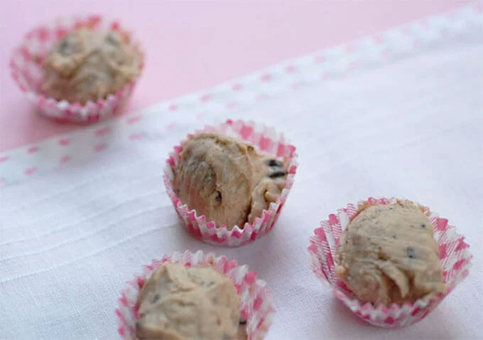 Mint Chocolate Chip Bombs