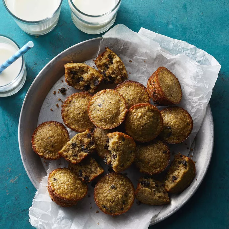 Flourless Banana Chocolate Chip Mini Muffins