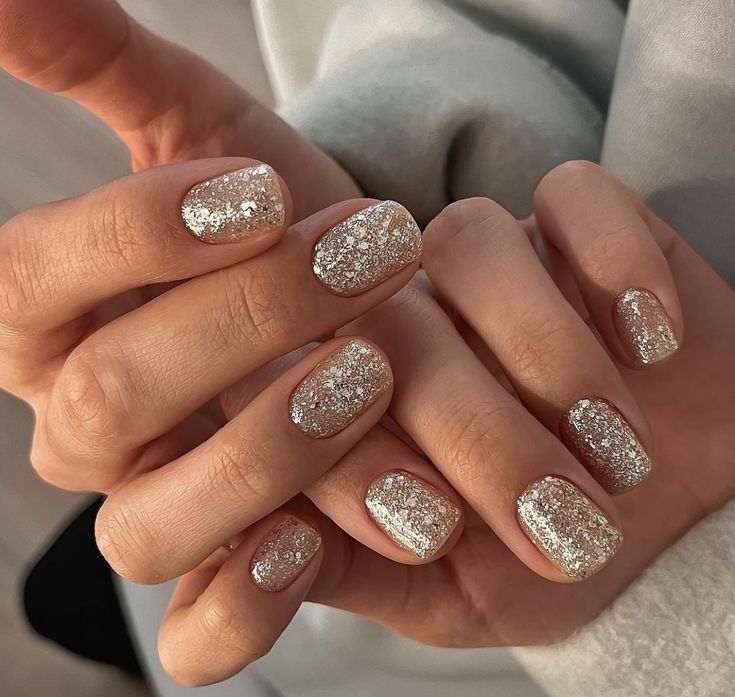Sparkly Glitter Nails
