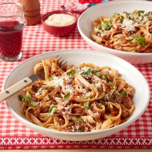 Slow Cooker Bolognese