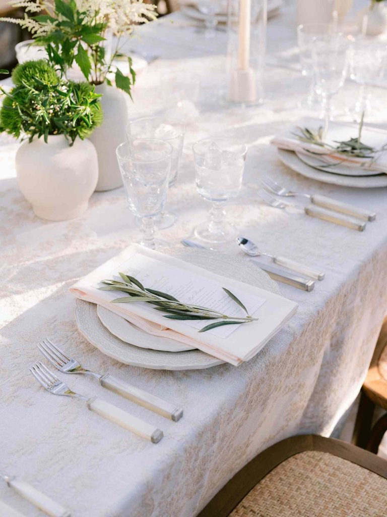 Textured Linen Napkins as the Focal Point